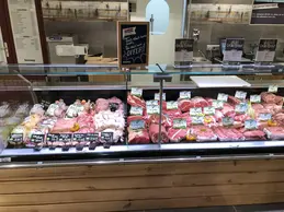 70-biocoop-villefranche-le-monde-allant-vert-magasin-bio-boucherie-viande-charcuterie-local.webp