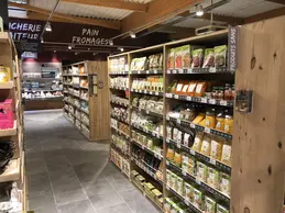 70-biocoop-villefranche-le-monde-allant-vert-magasin-bio-epicerie-sans-gluten-lactose.webp