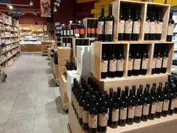 70-biocoop-villefranche-le-monde-allant-vert-magasin-bio-vin-cave-local.webp